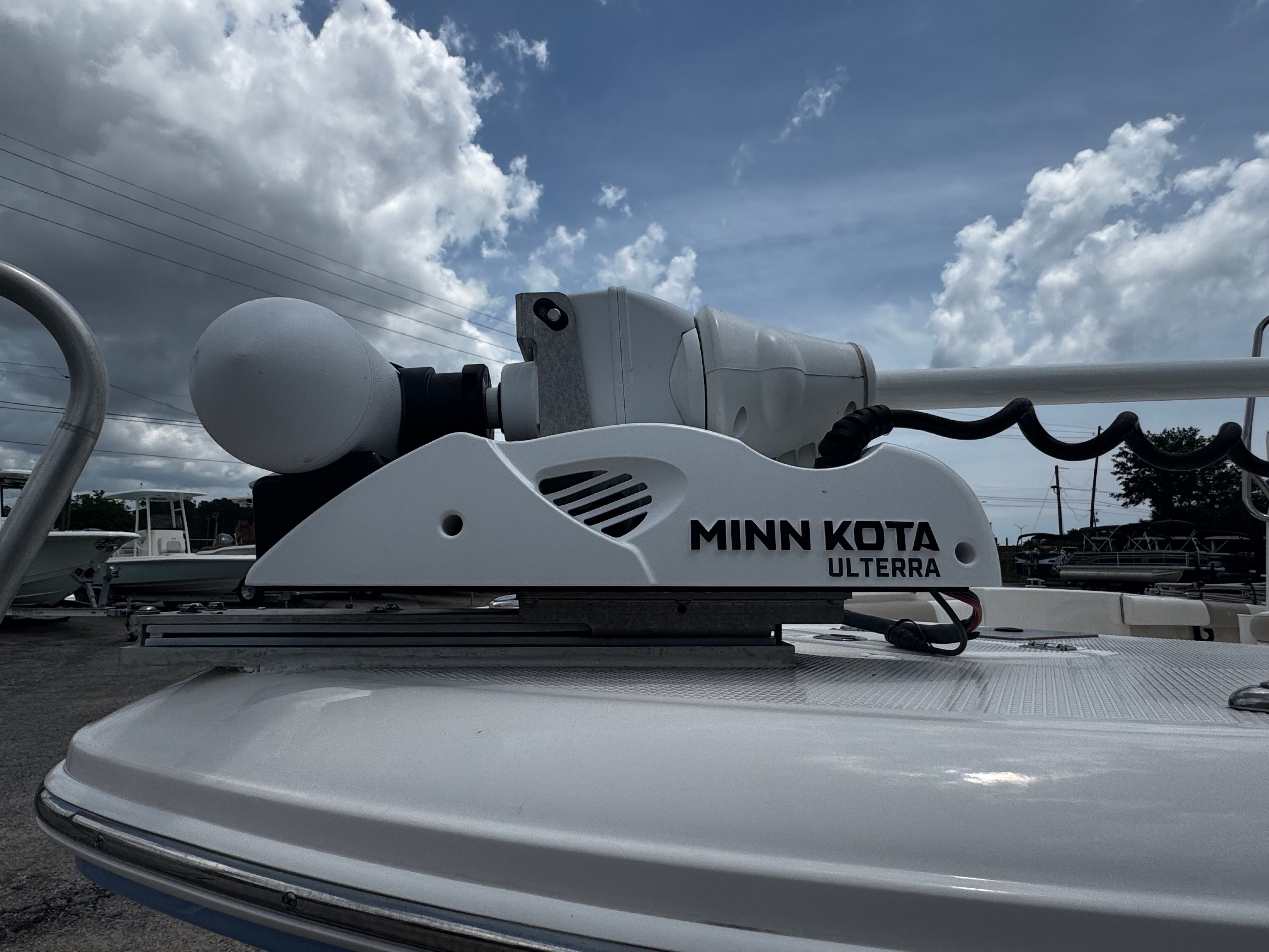 2022 Robalo Cayman 226 - 3