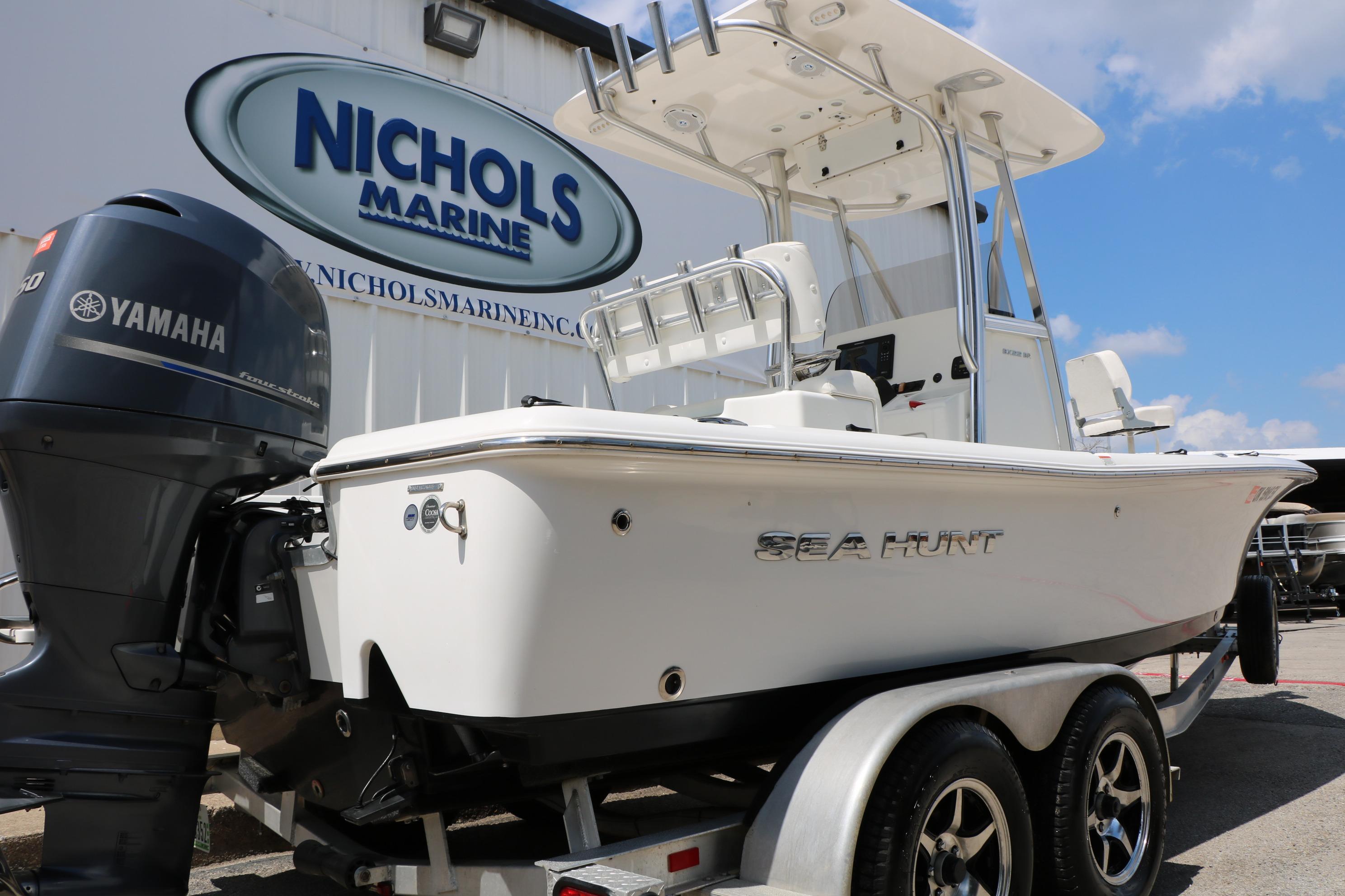 2015 Sea Hunt BX 22 BR boat with Yamaha engine at Nichols Marine dealership.