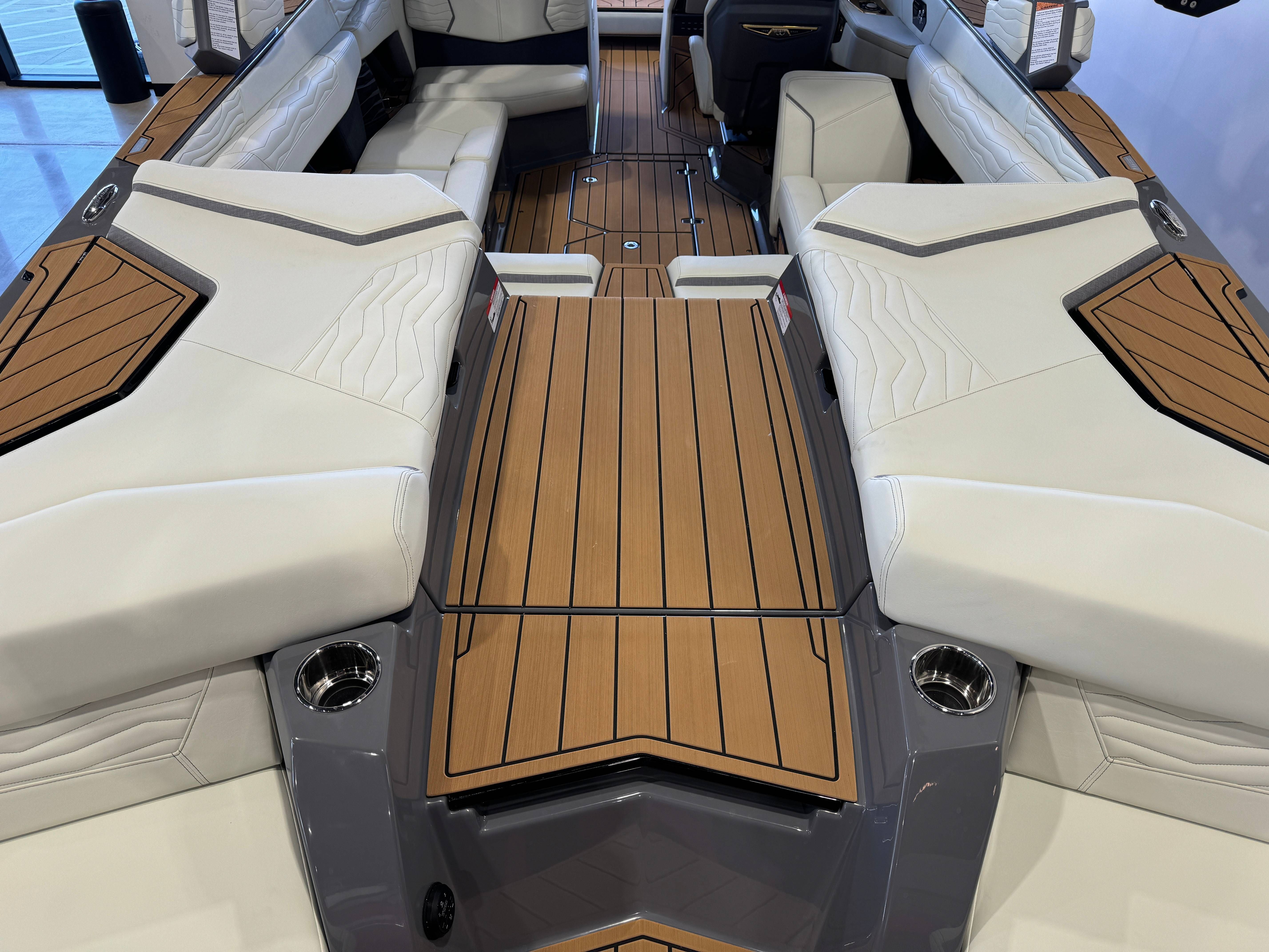 2025 Nautique Super Air Nautique G23 - 11