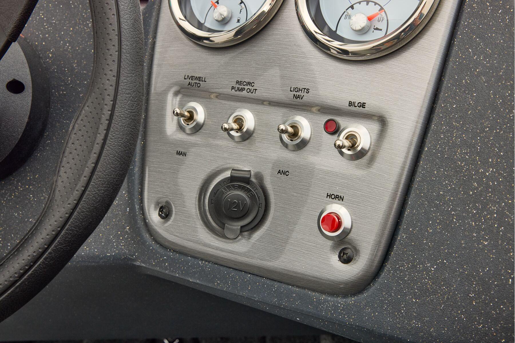 2026 Tracker Pro Guide V-16 WT - 29