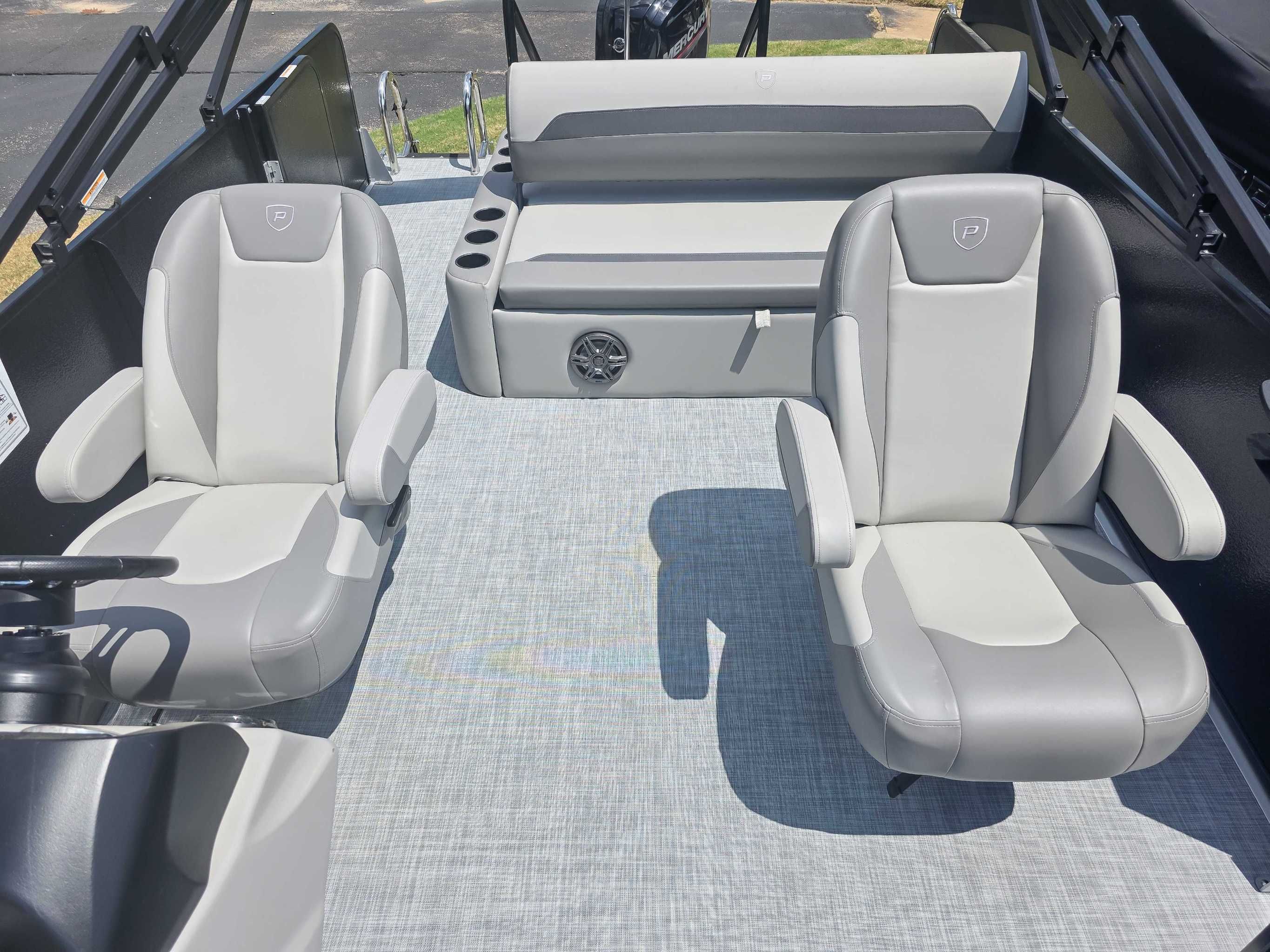 2025 Premier 220 SUNSCAPE RL - 13
