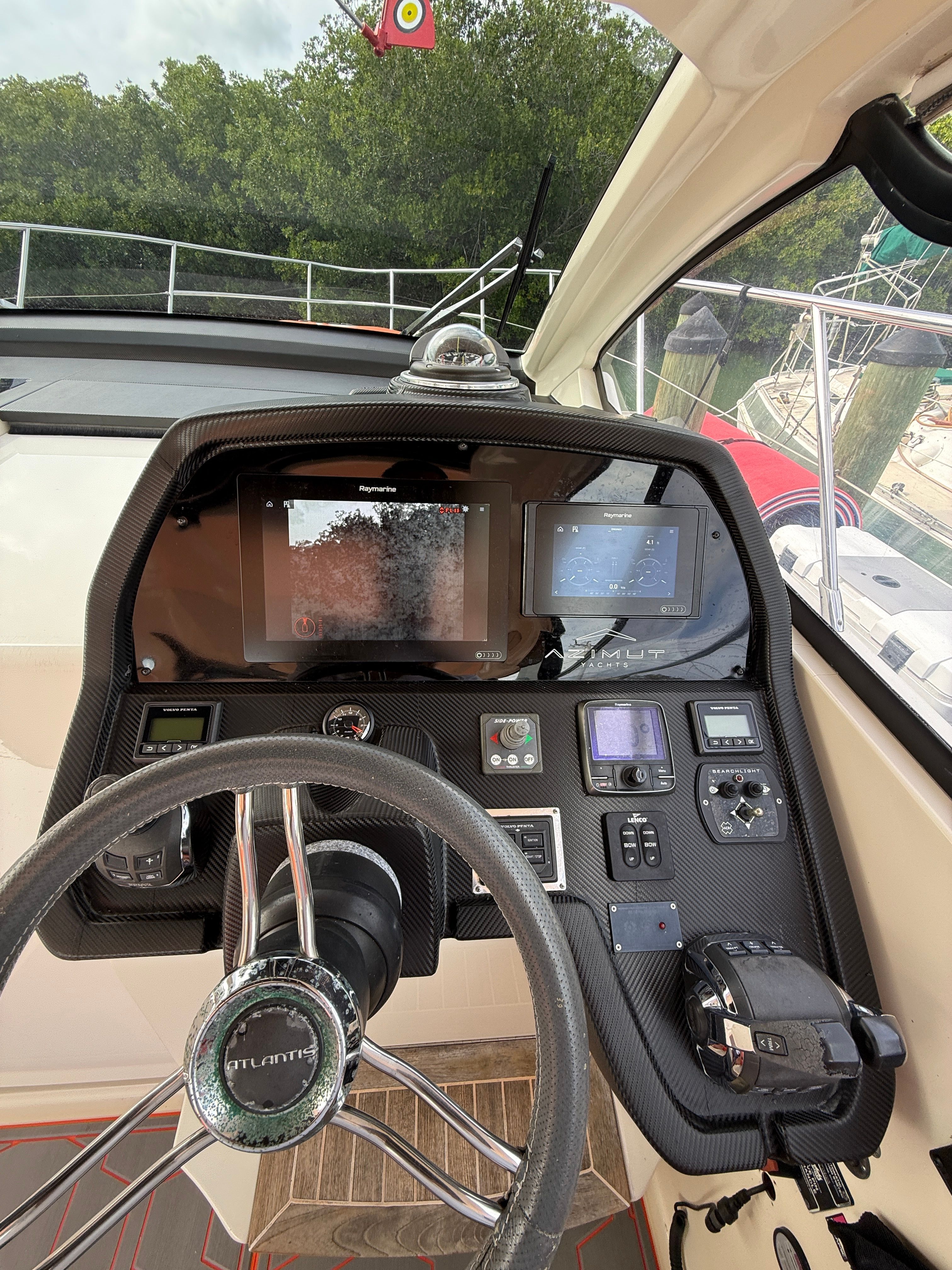2014 Azimut Atlantis 38 - 3