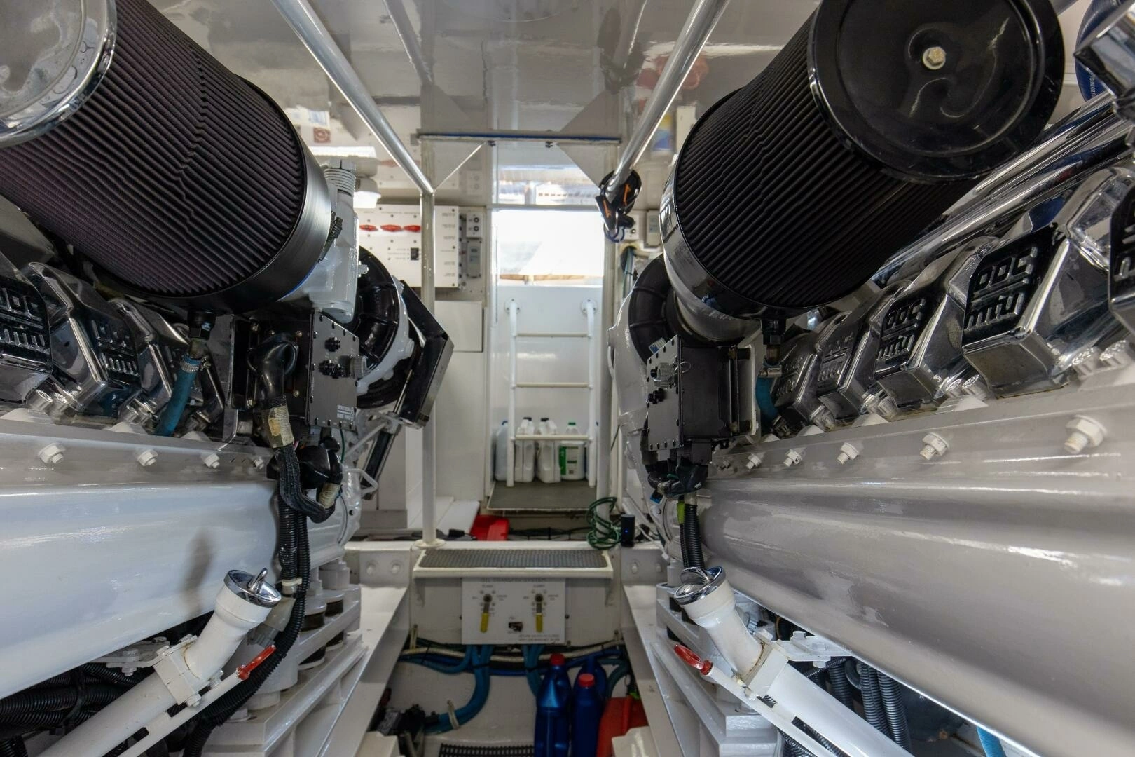2001 Viking 65 Enclosed Bridge - Image 36