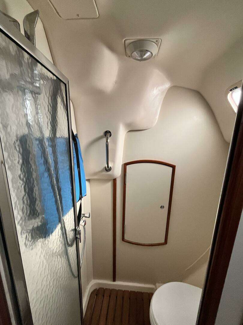 2003 Hunter 356 - Image 14