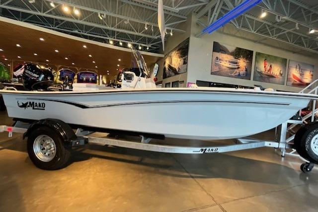 2026 Mako Pro Skiff 15 CC