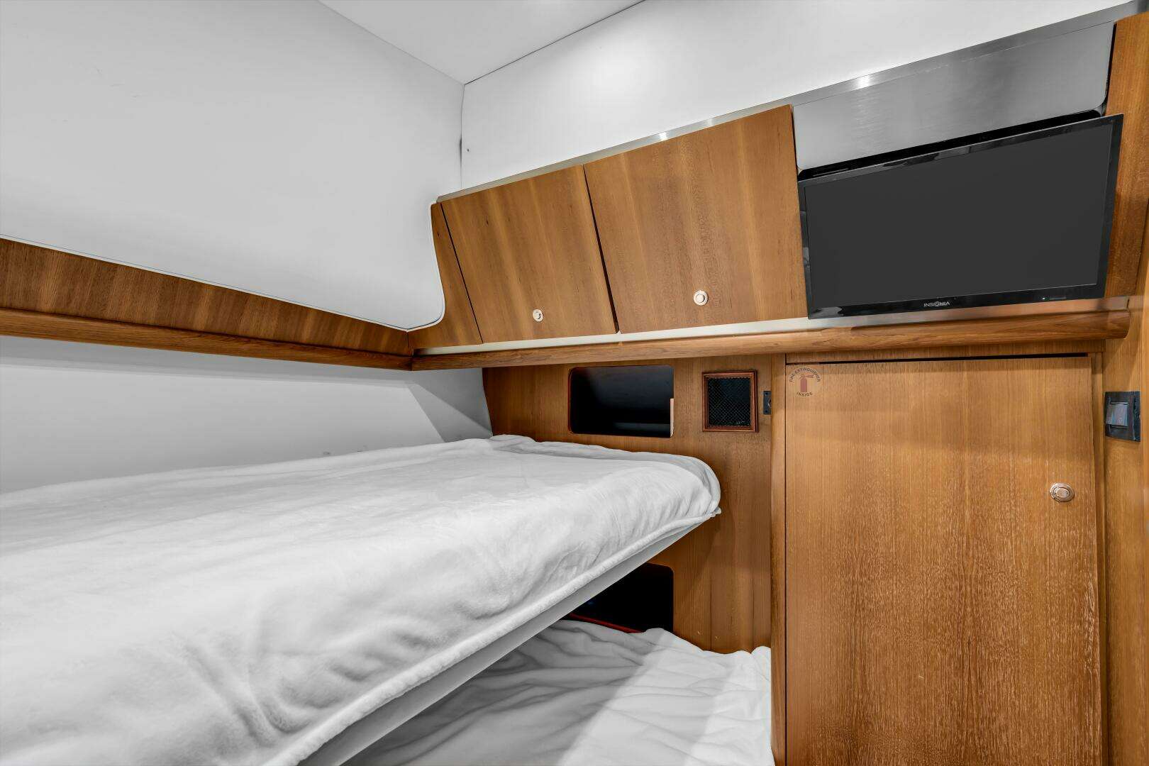 2006 Tiara Yachts 4200 Open - Image 33