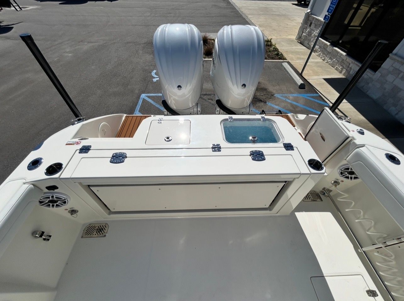 2026 Cobia 285CC - 22