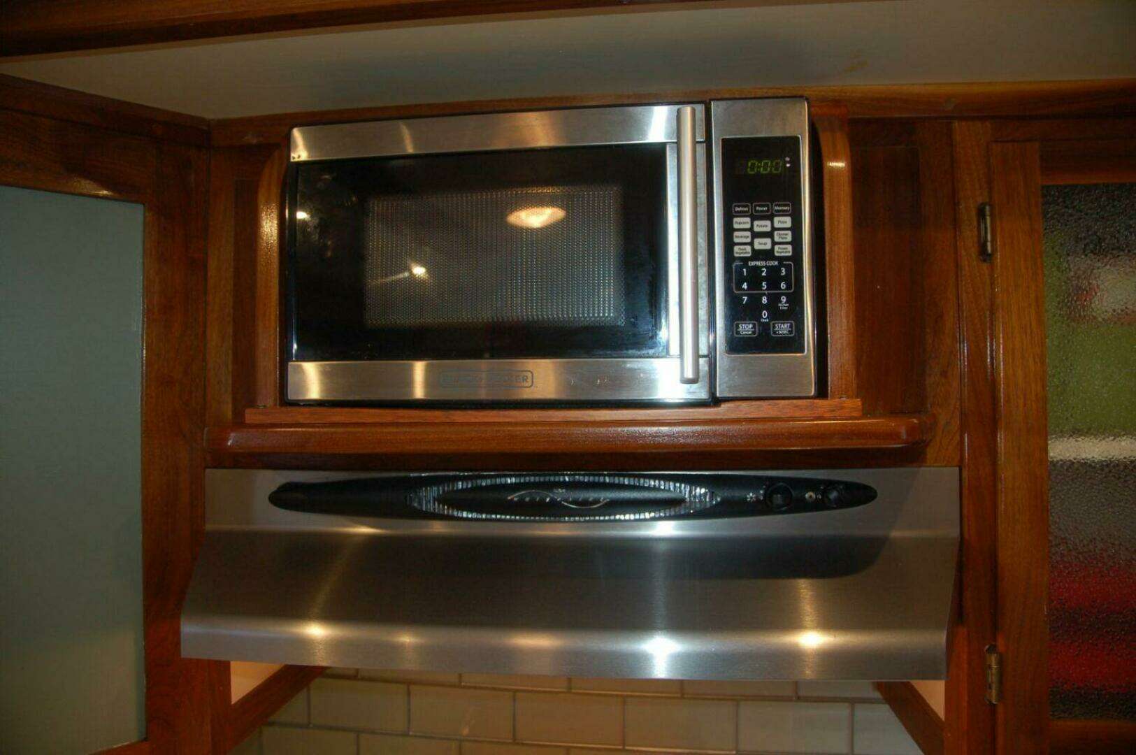 2006 Custom Sprague - Image 106