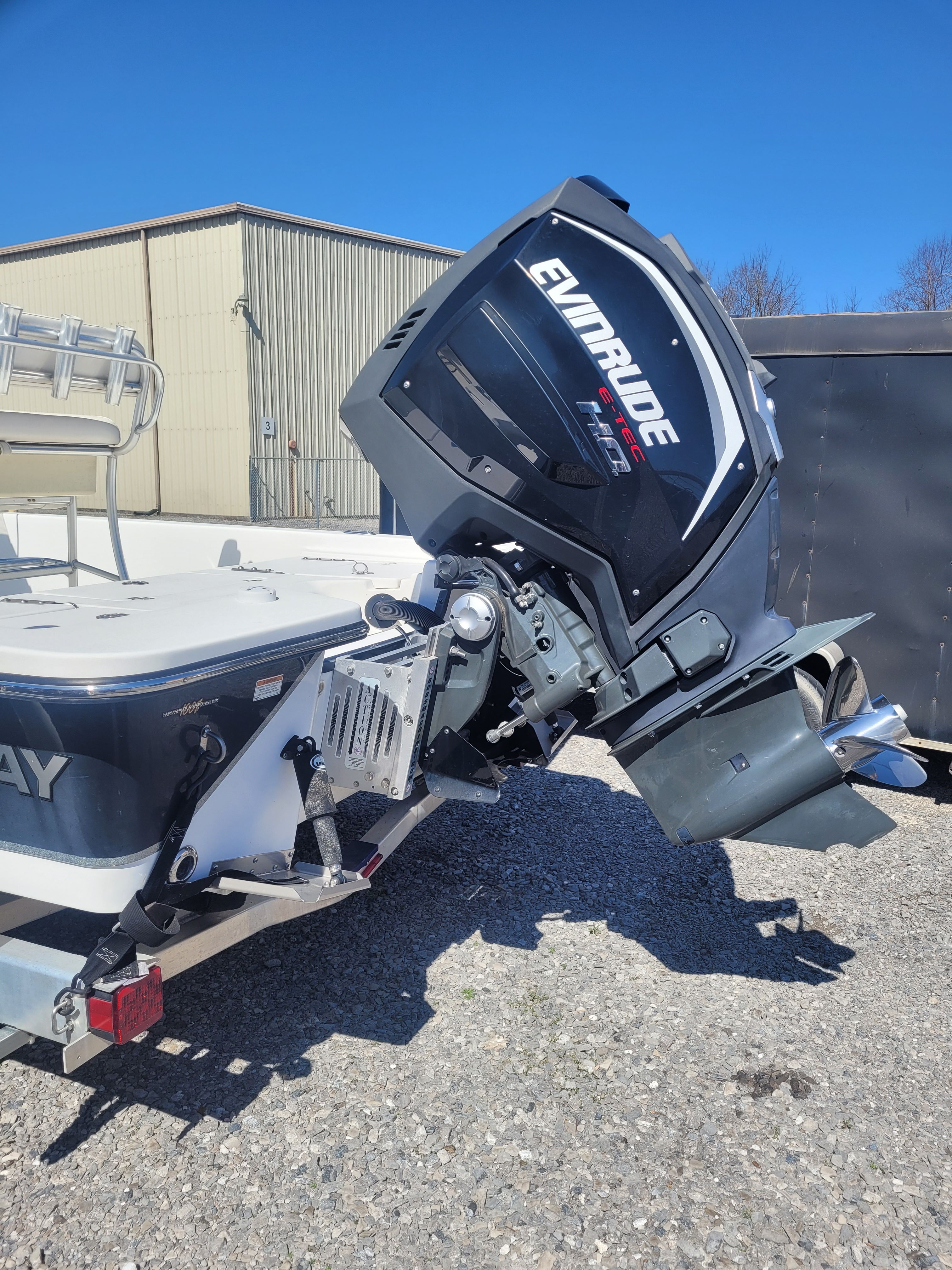 2019 Blazer Bay 2220 Fisherman - 2