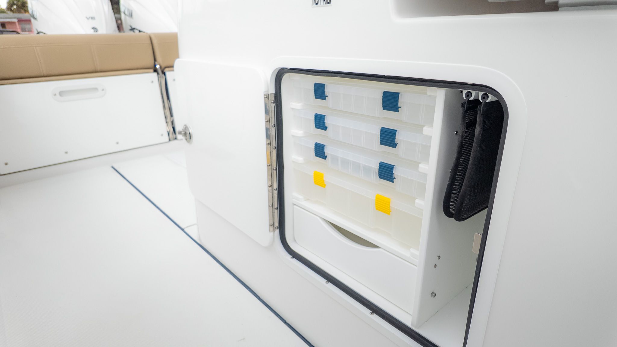 2026 Everglades 335 Center Console - 26
