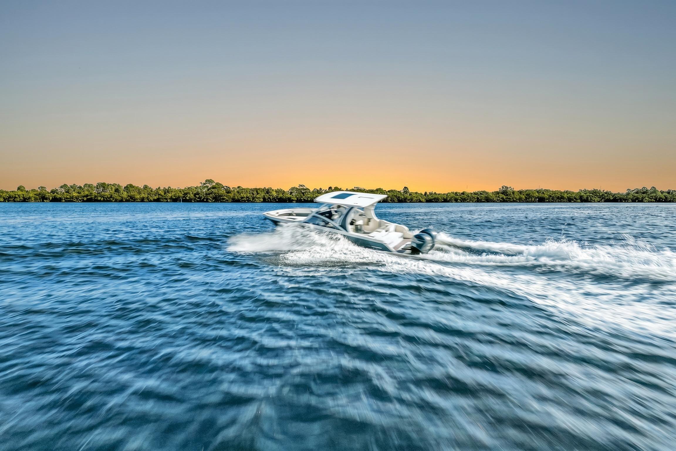 2022 Chaparral 300 OSX