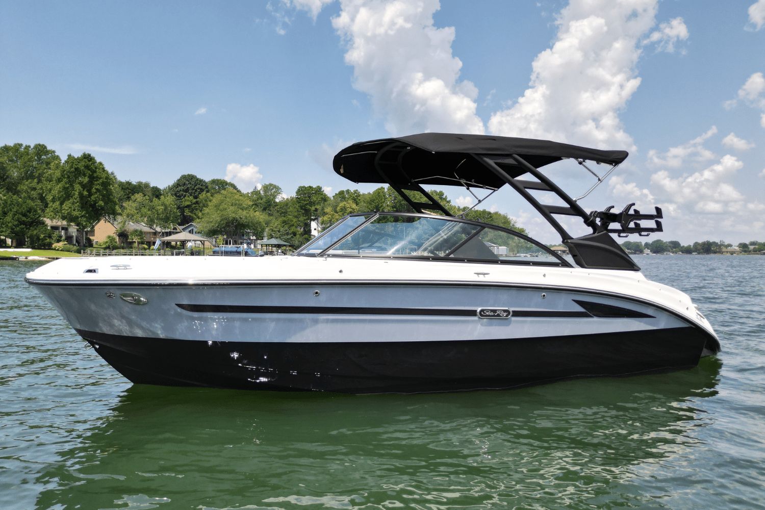 2026 Sea Ray SDX 230 Surf