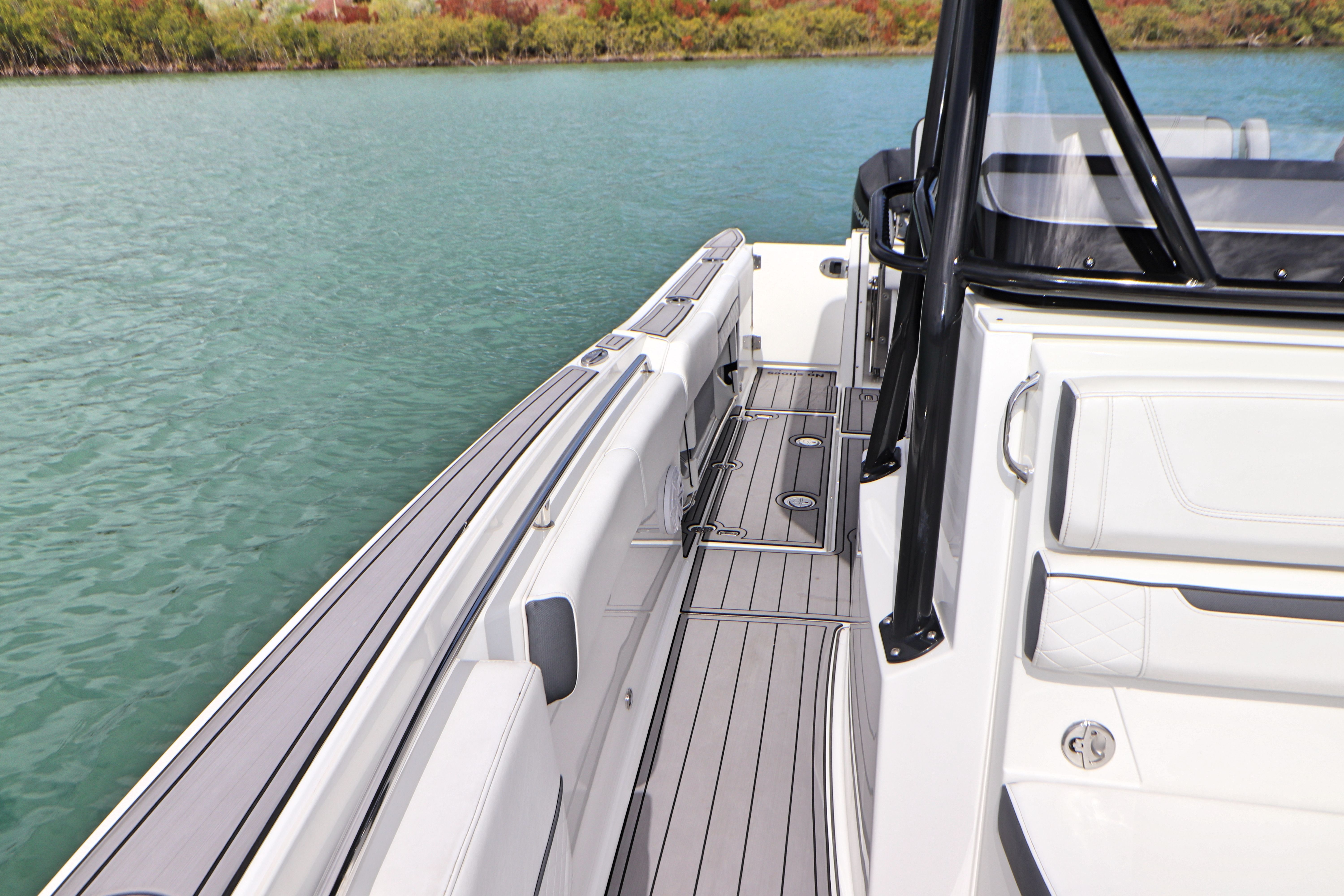 2022 Blackfin 252 CC - 12