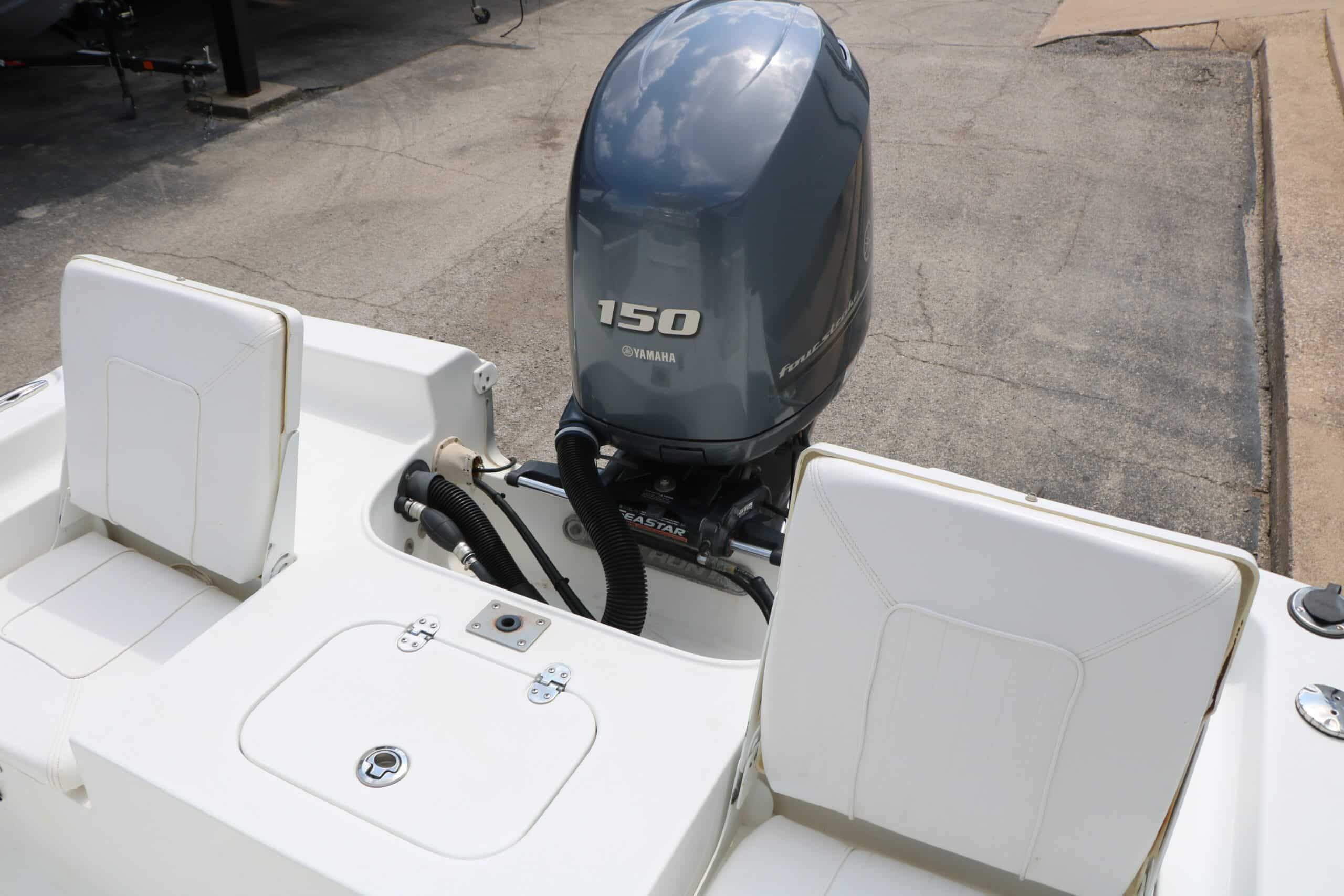 2015 Sea Hunt BX22BR - 12