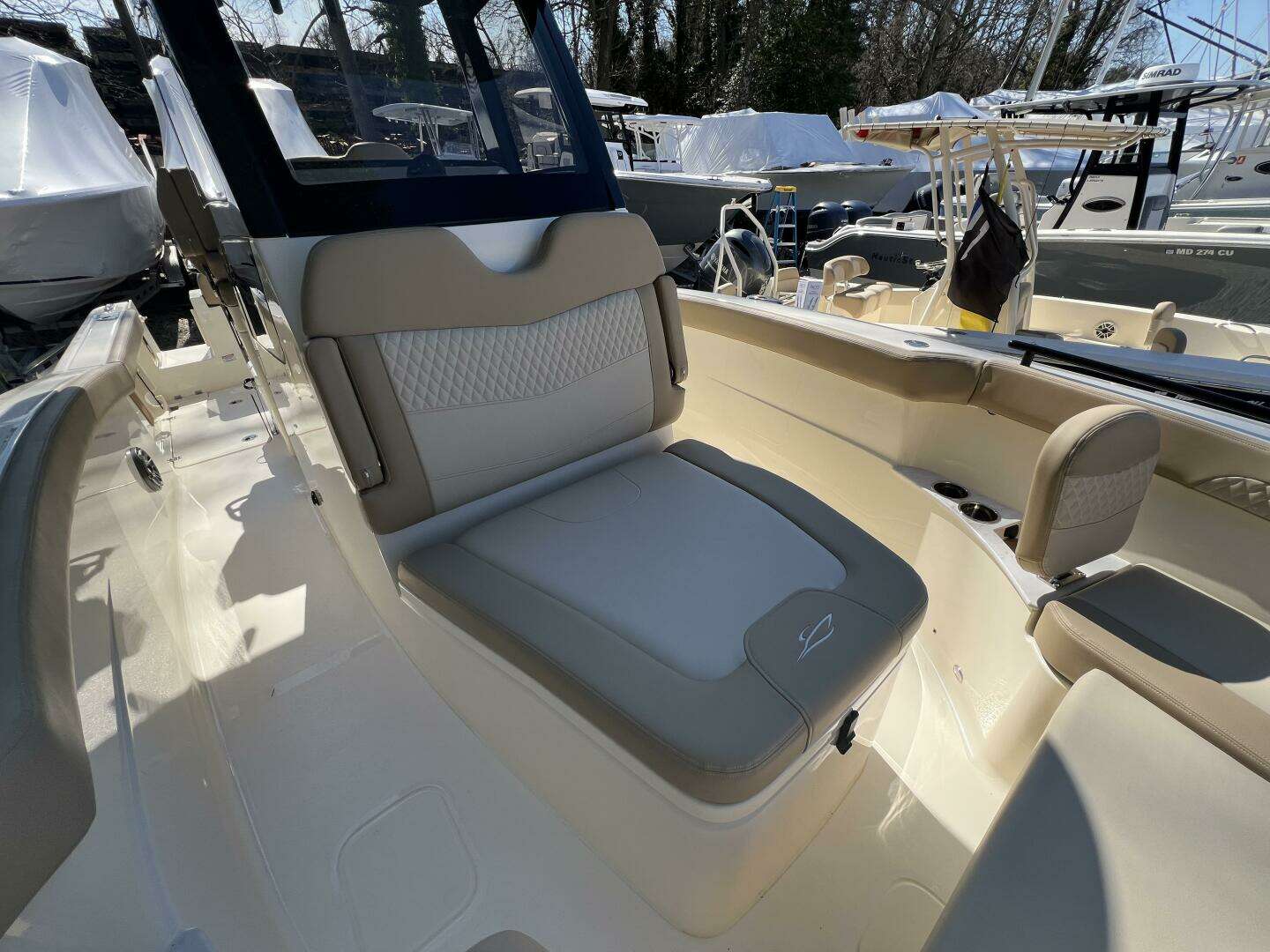 2025 Scout 260 LXF - Image 10