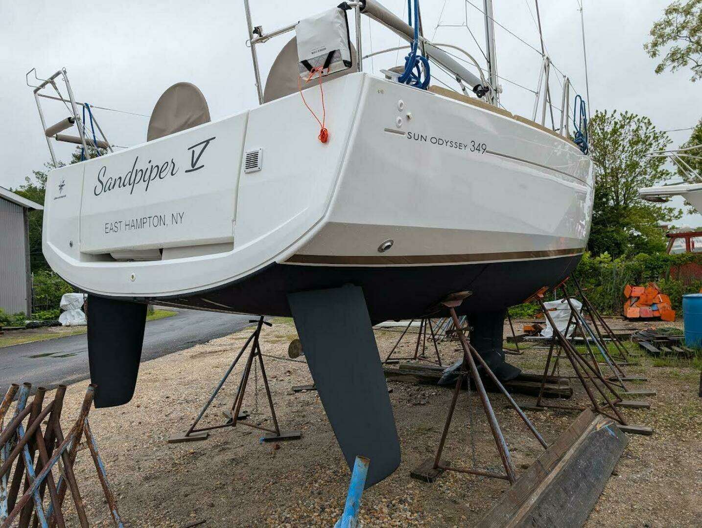 2021 Jeanneau Sun Odyssey 349 - Image 3
