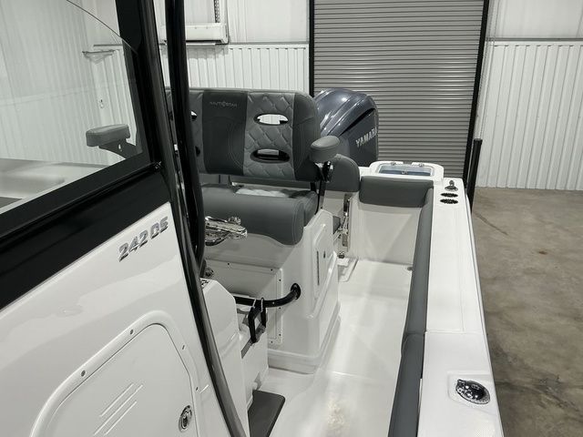 2026 NauticStar 242 Offshore - 15