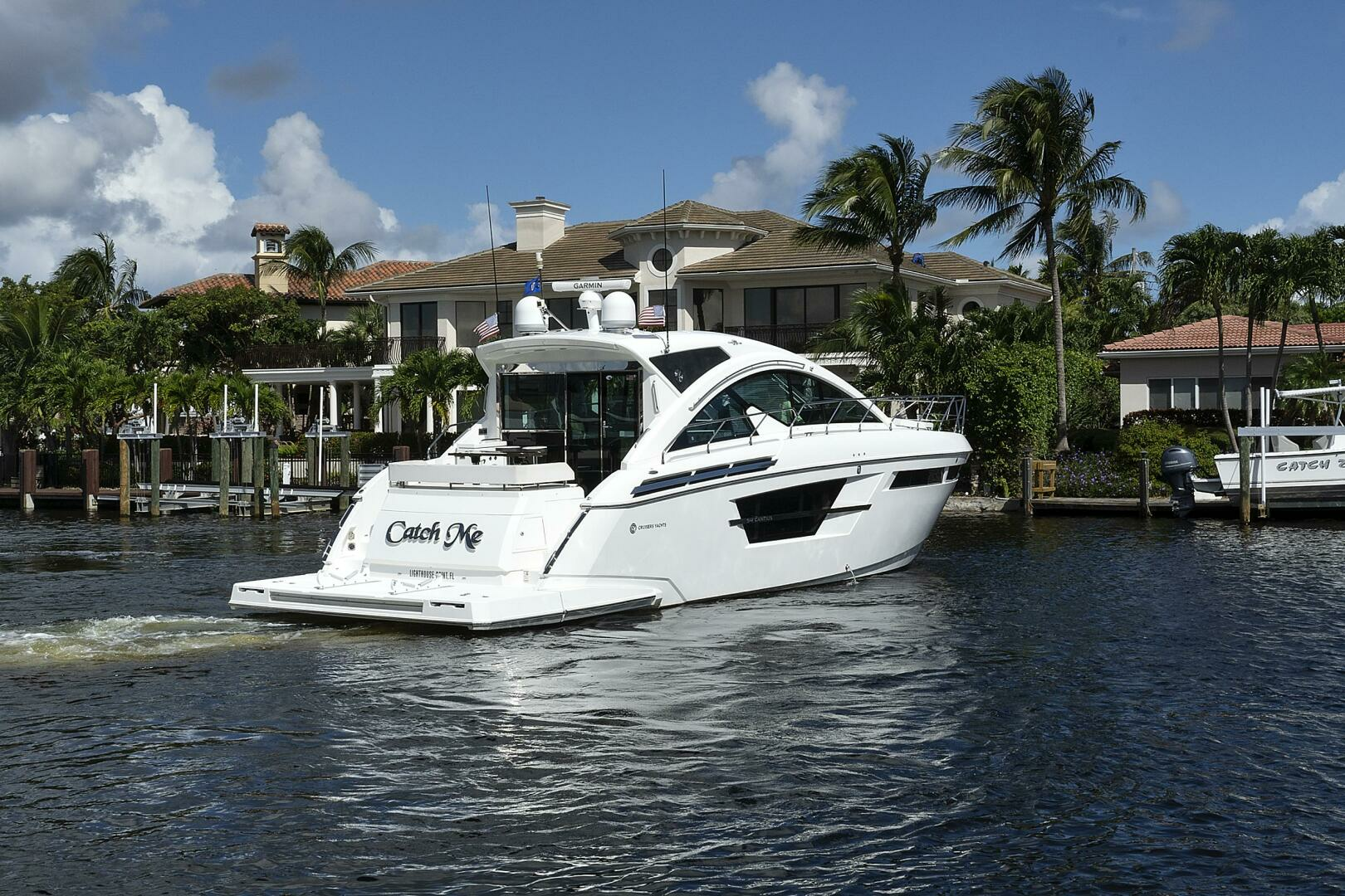 2019 Cruisers Yachts 54 Cantius - Image 5