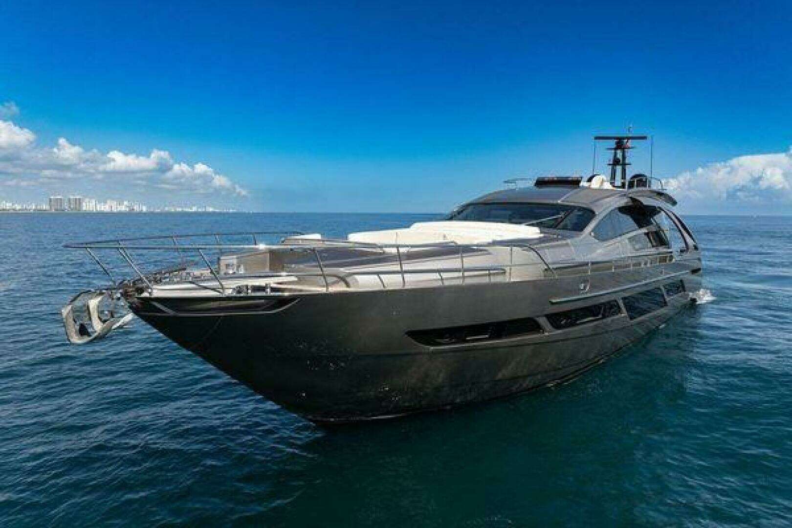 2019 Pershing — - Image 10