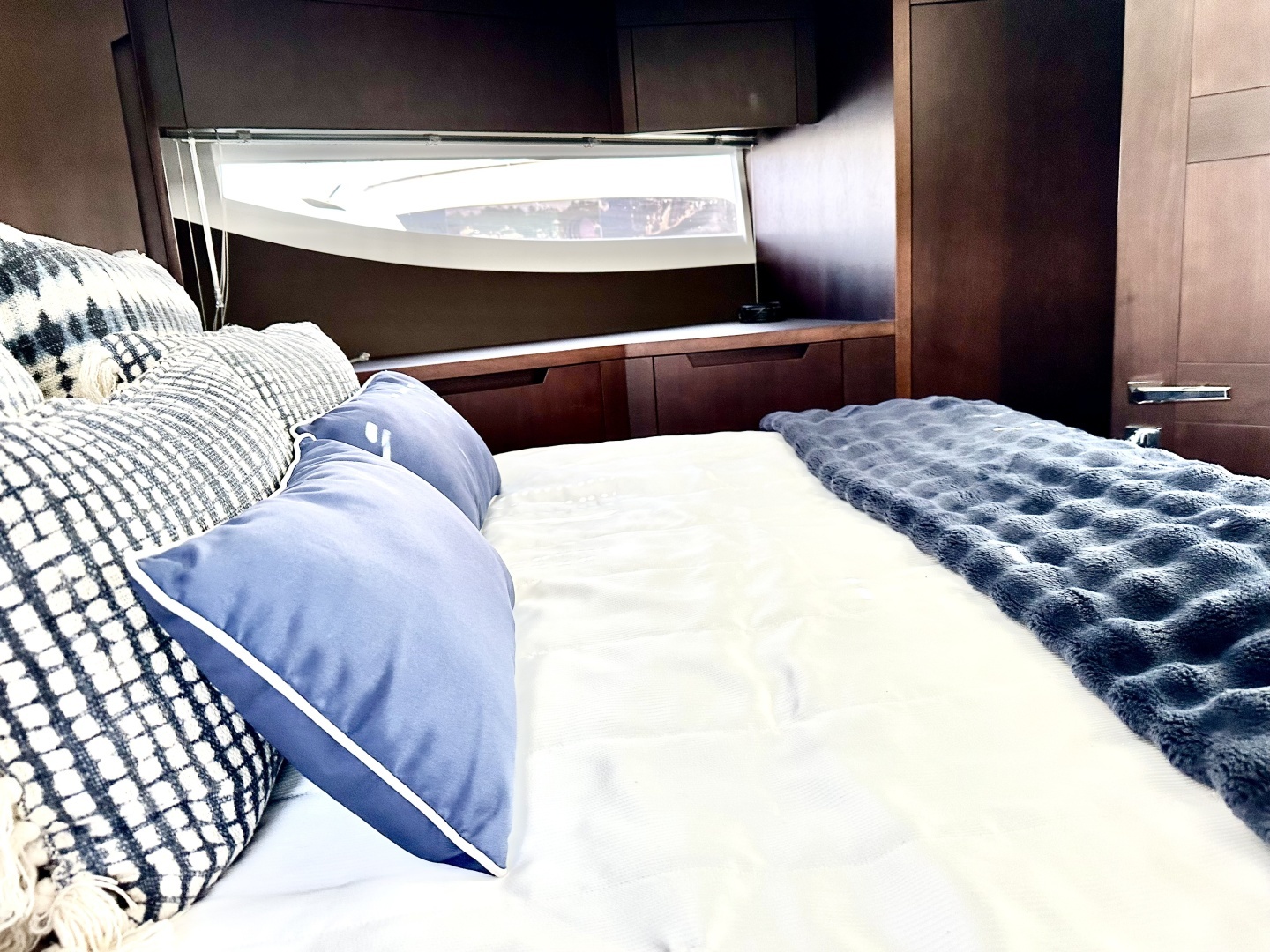 2022 Galeon 500 FLY - Image 56