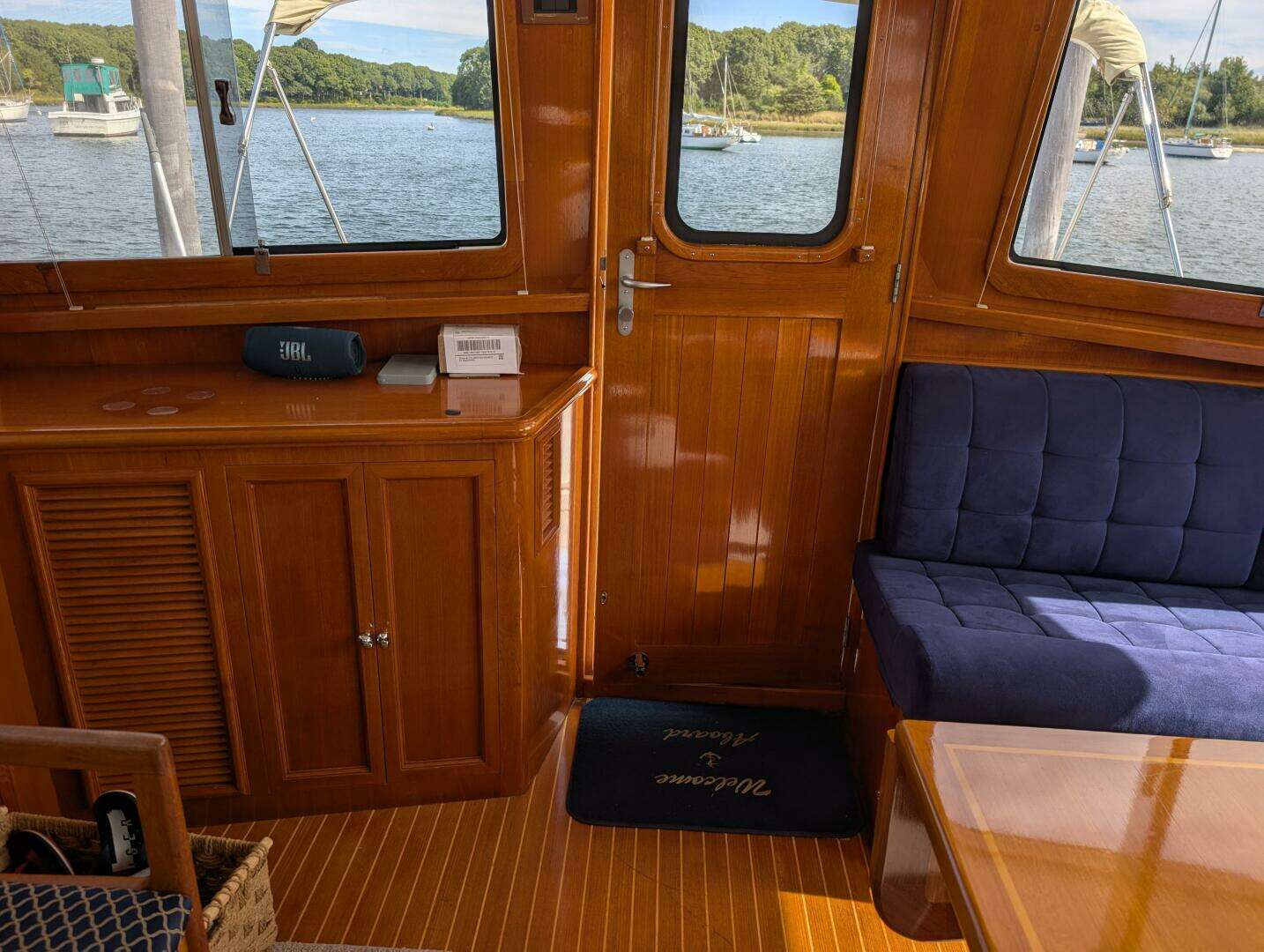 2006 Grand Banks — - Image 25