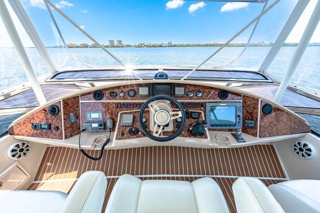 2005 Marquis 59 - 34