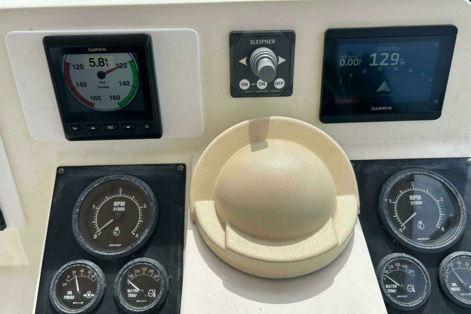 2004 Sabre 36 Flybridge - Image 13