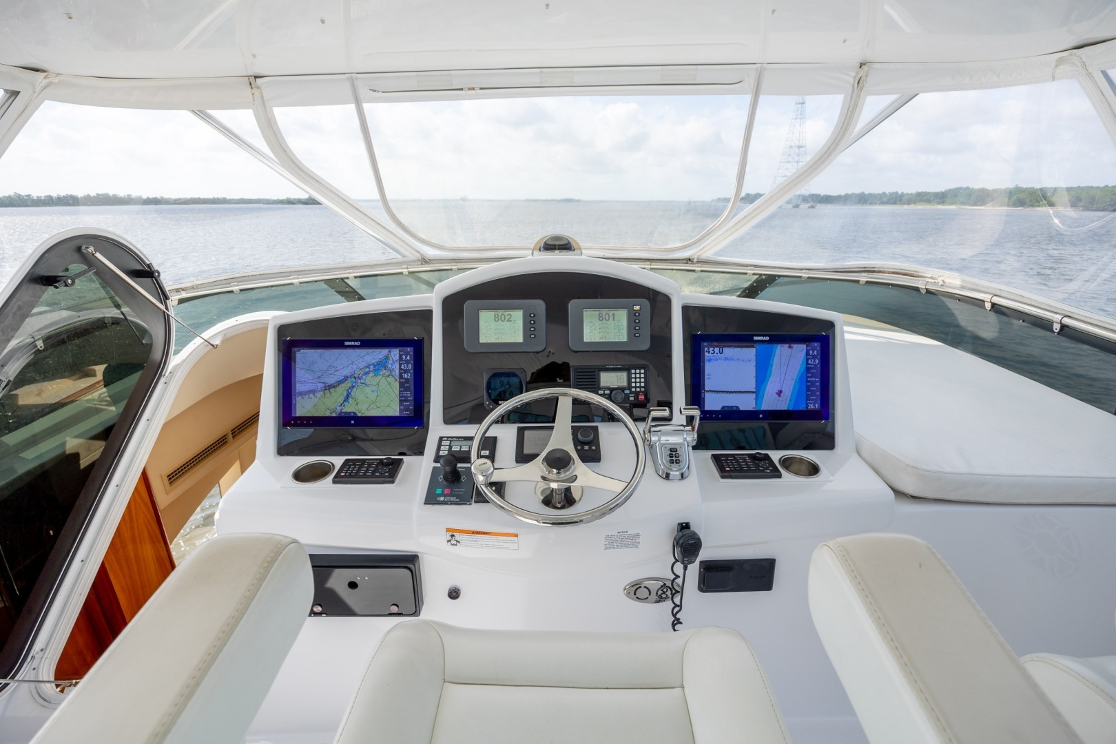 2008 Hatteras Motor Yacht - Image 115