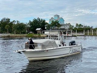 1993 Robalo 2320