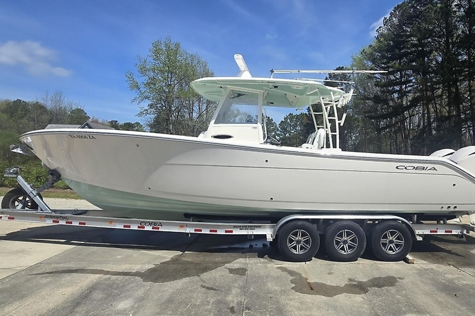 2020 Cobia 320 Center Console - Image 56