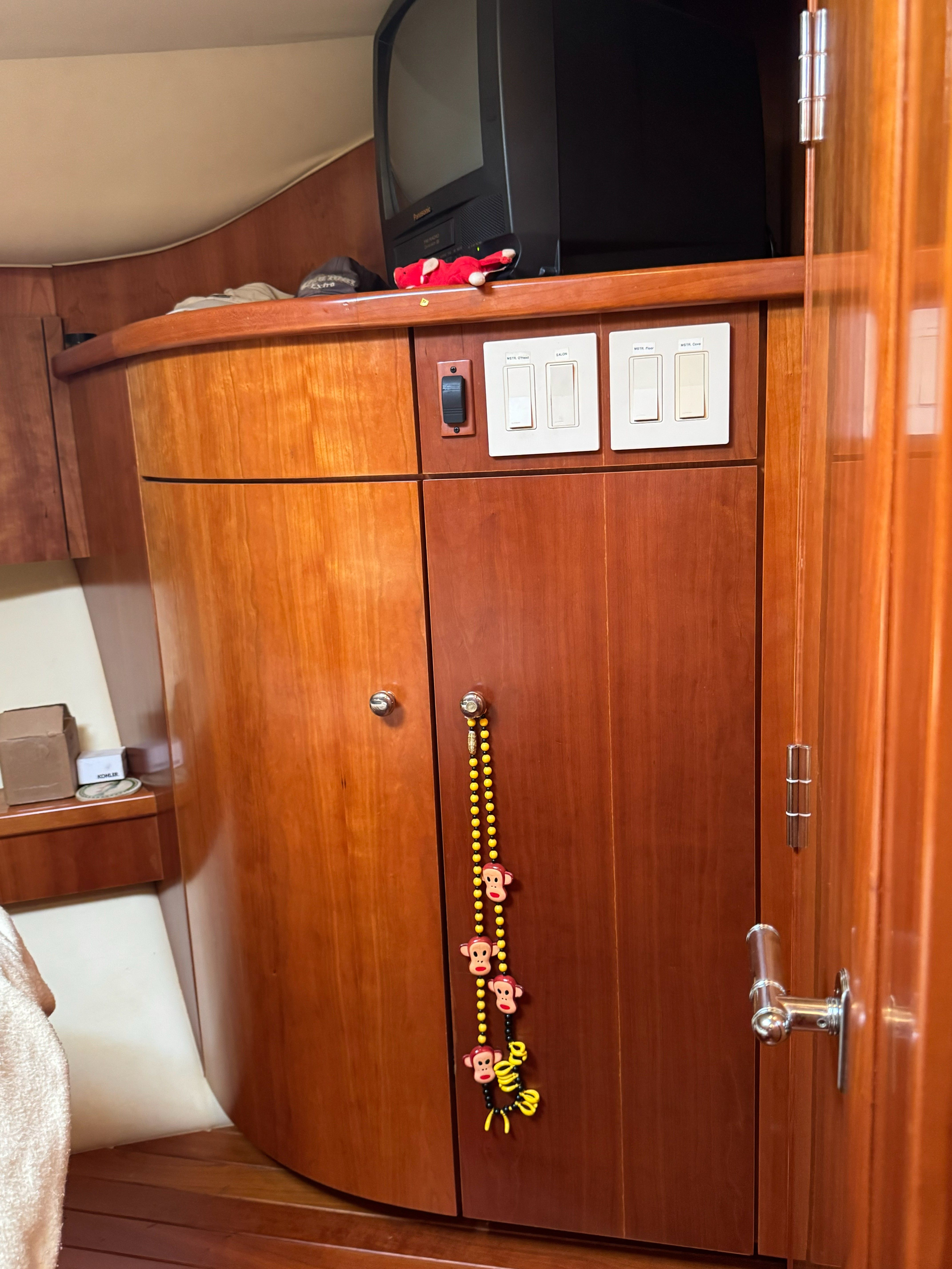 2003 Tiara Yachts 5000 Open - 119