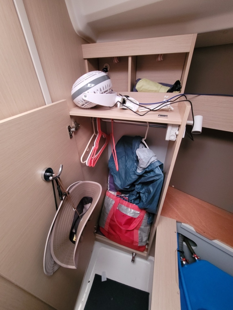 2020 Beneteau 30.1 - Image 37