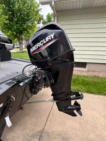 Outboard motor of a 2020 Bass Tracker Pro 175TXW on a trailer.