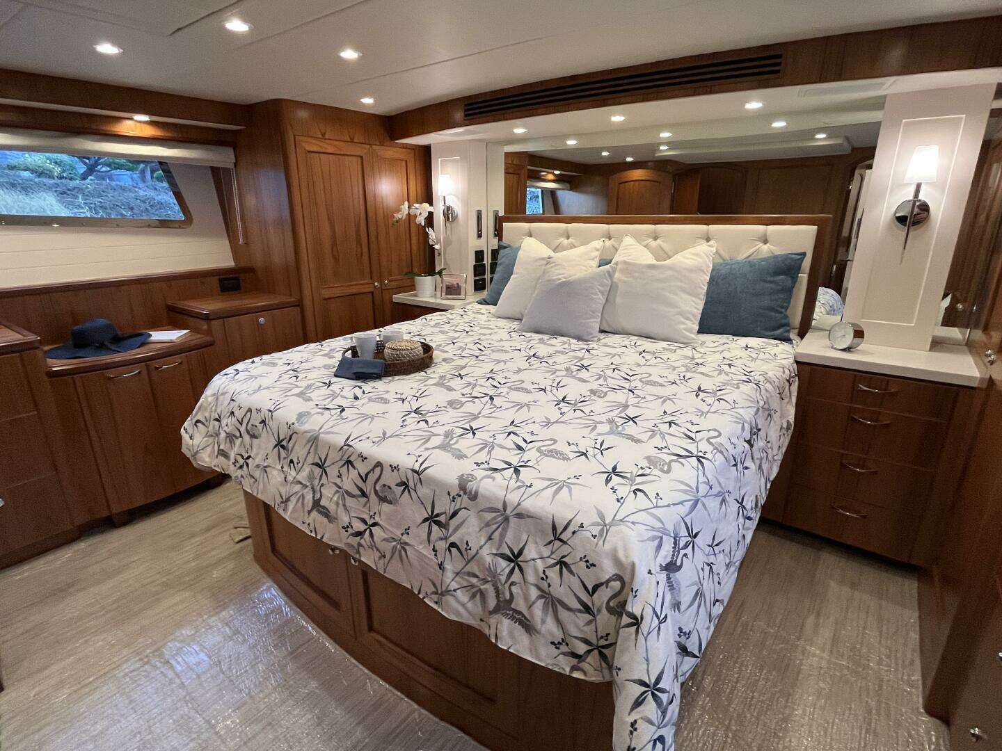 2023 Offshore Yachts ELV - Image 12