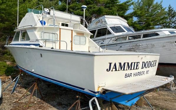 1972 Bertram 28 Flybridge Cruiser