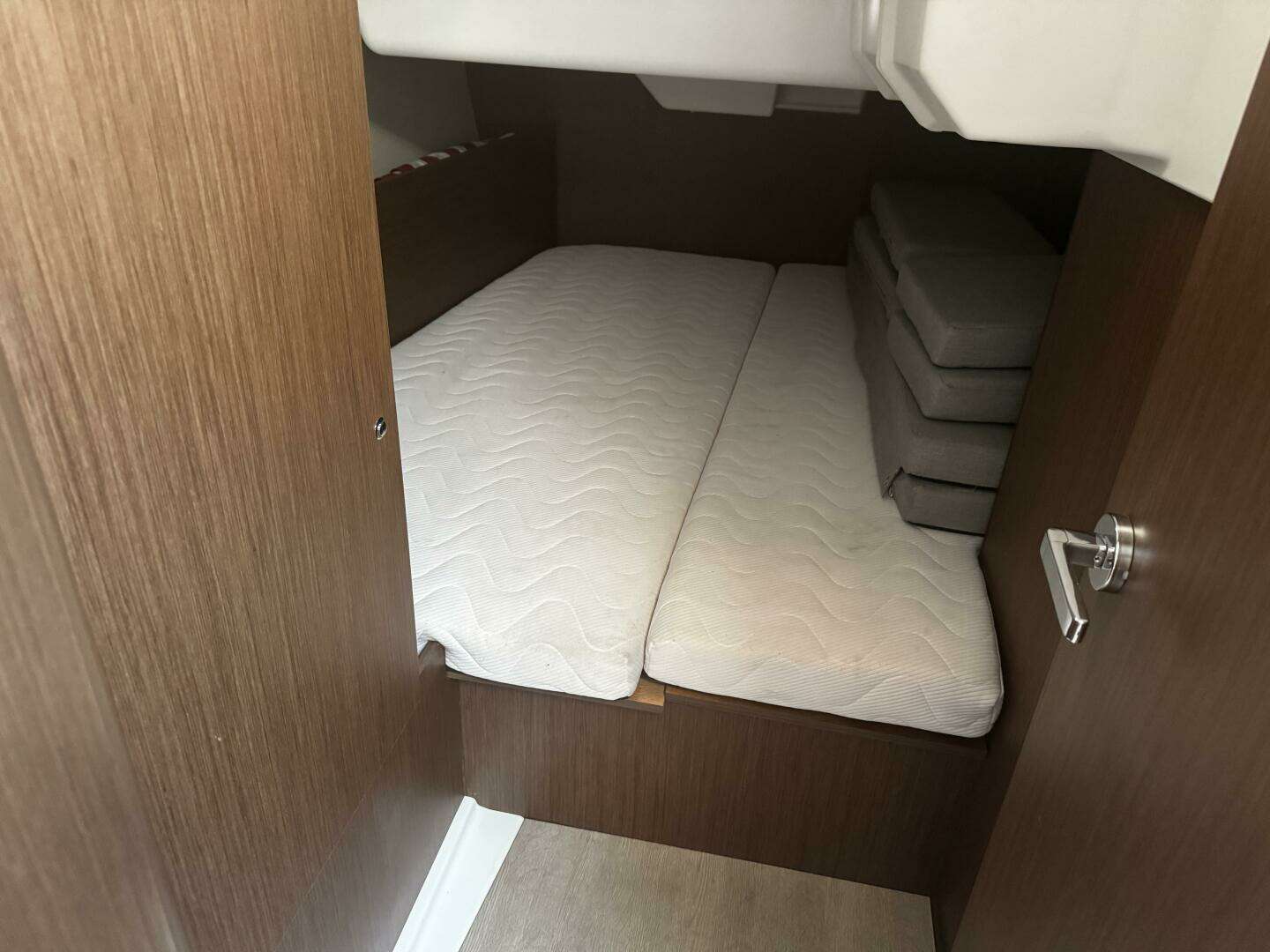 2023 Beneteau Oceanis 38.1 - Image 47