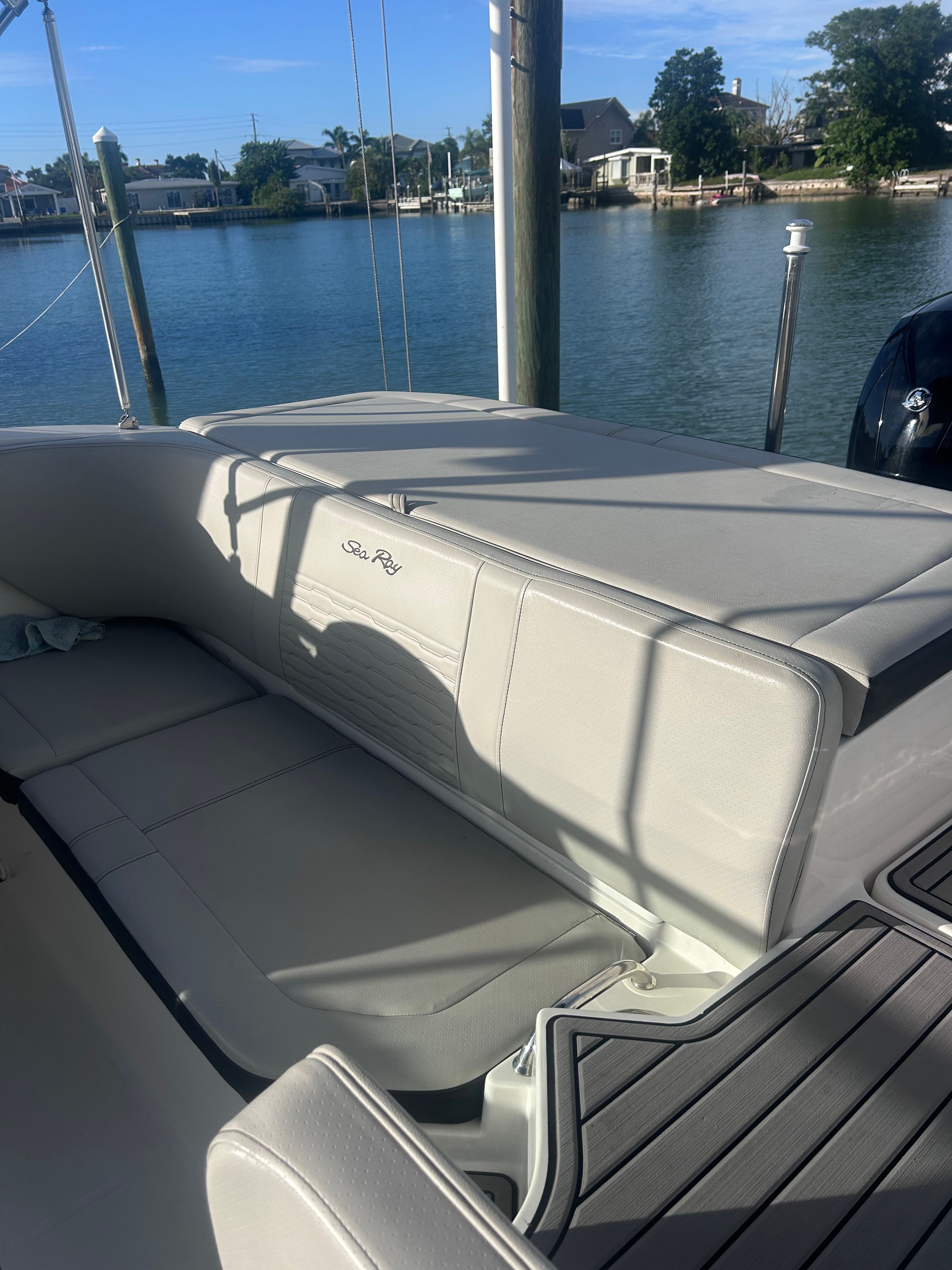 2022 Sea Ray SPX 190 - 7