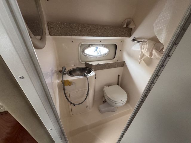 2005 Rinker Fiesta Vee 270 - 15