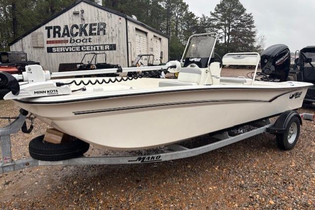 2026 Mako Pro Skiff 17 CC