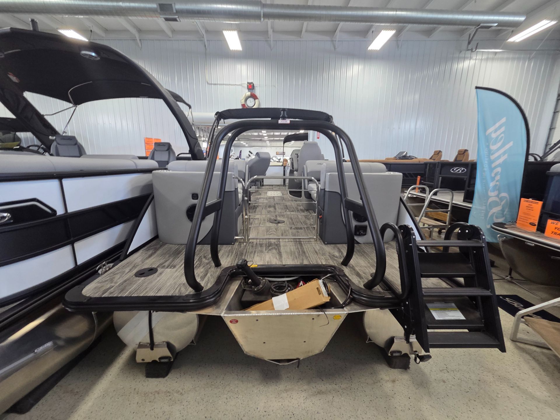 2026 Bentley Pontoons Elite 223 Admiral - 5