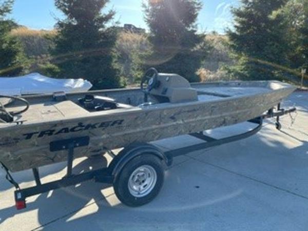 2024 Tracker Grizzly 1754 SC