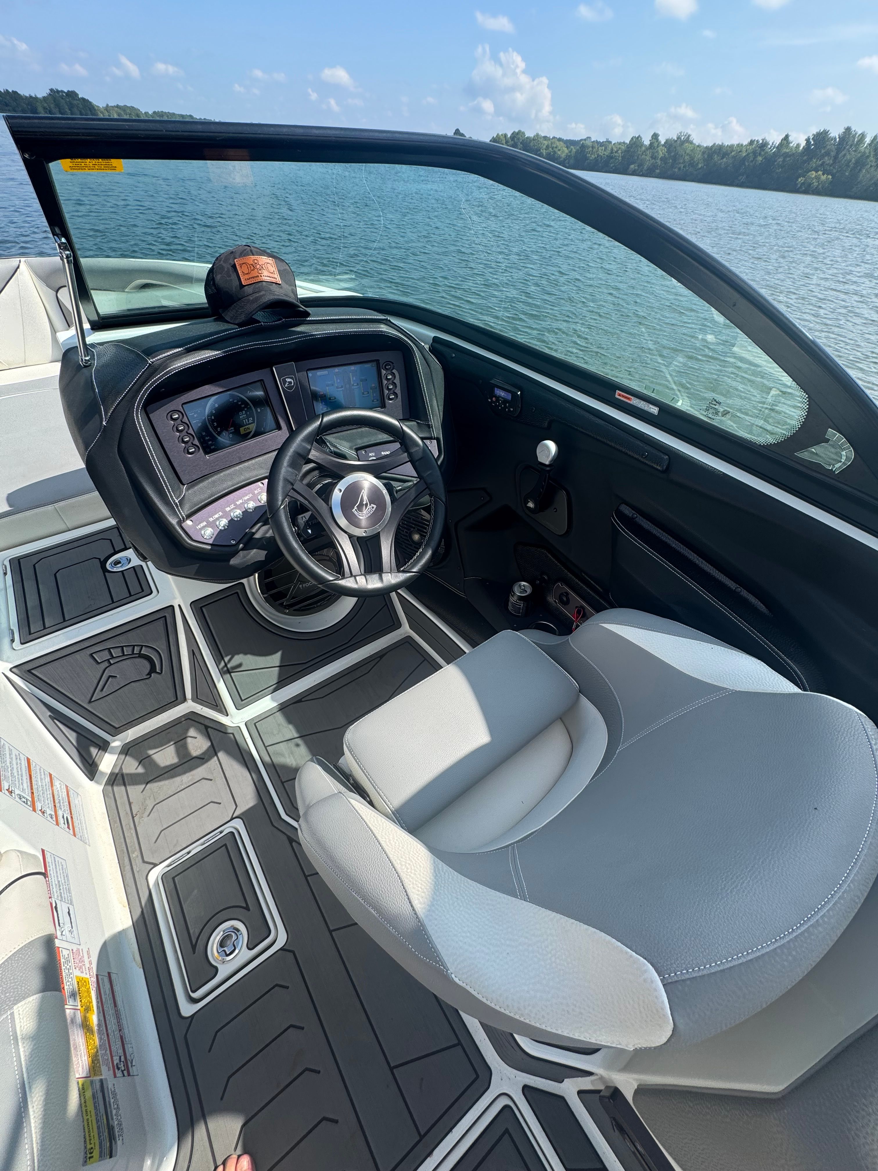 2017 Centurion Ri237 - 7