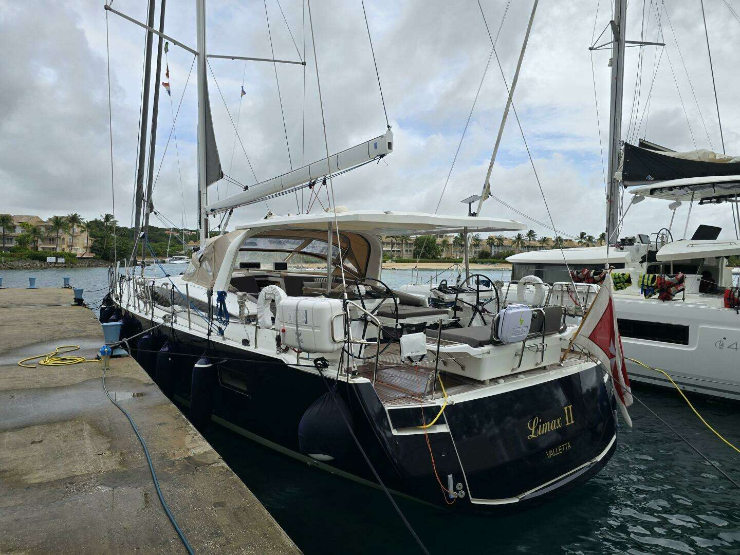 2023 Jeanneau 65 - Image 3