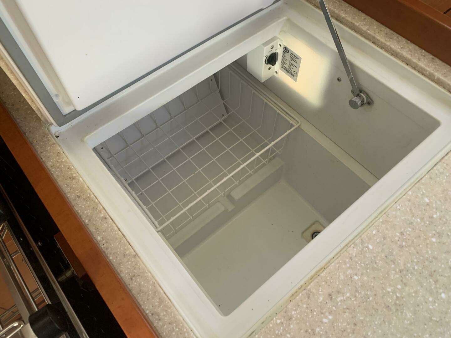 2014 Beneteau 45 - Image 16