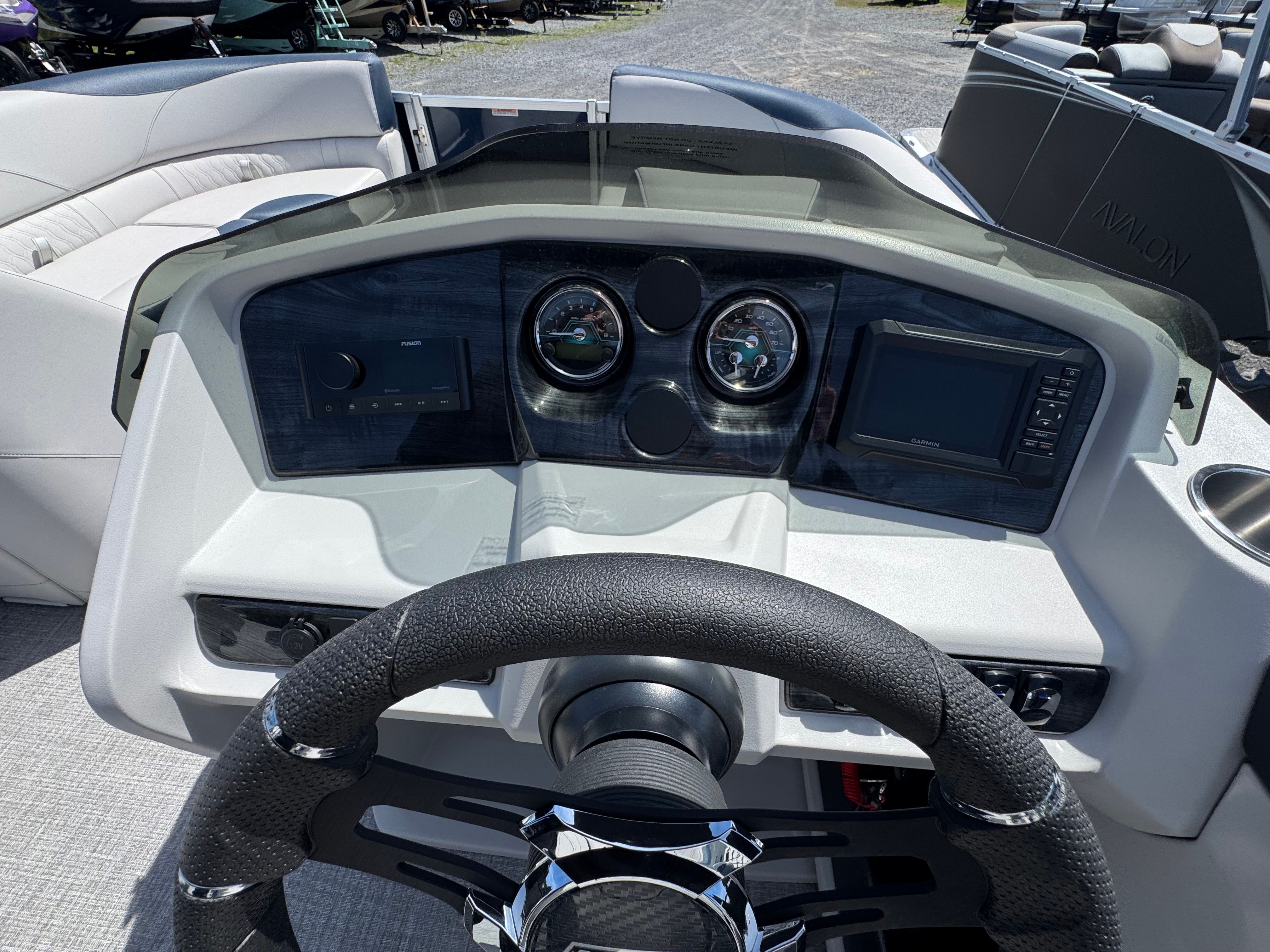 2026 Avalon 23 LSZ QLS - 21