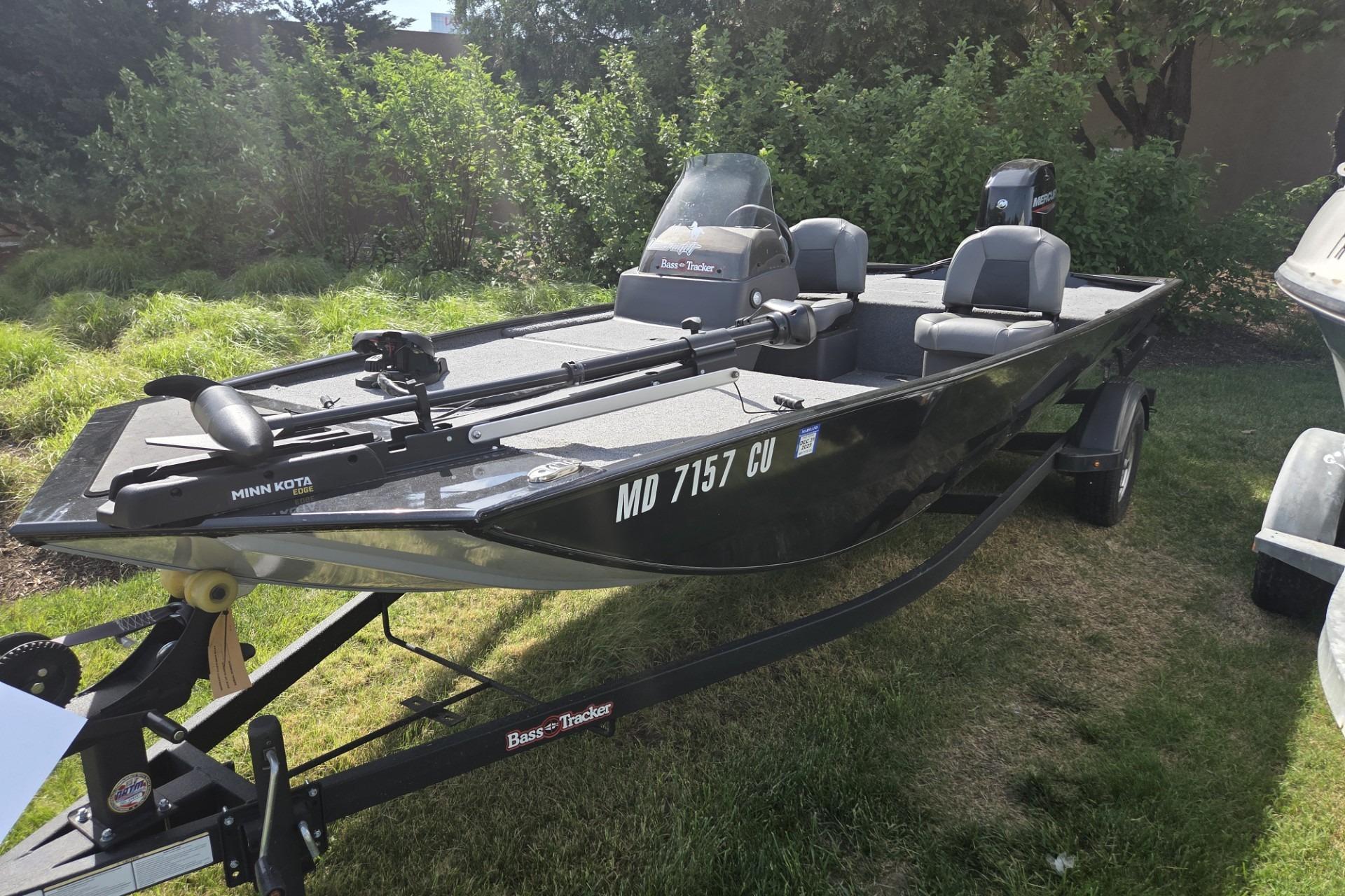 2024 Tracker Bass Tracker Classic XL