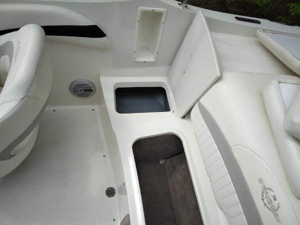 2011 Stingray 208CR - 10