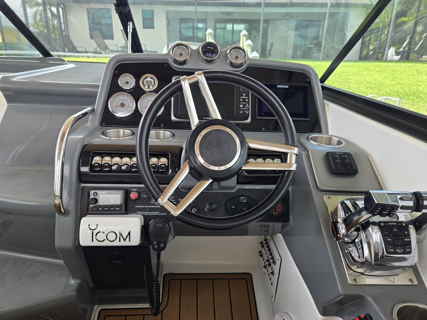 2013 Formula 310 Sun Sport - Image 8