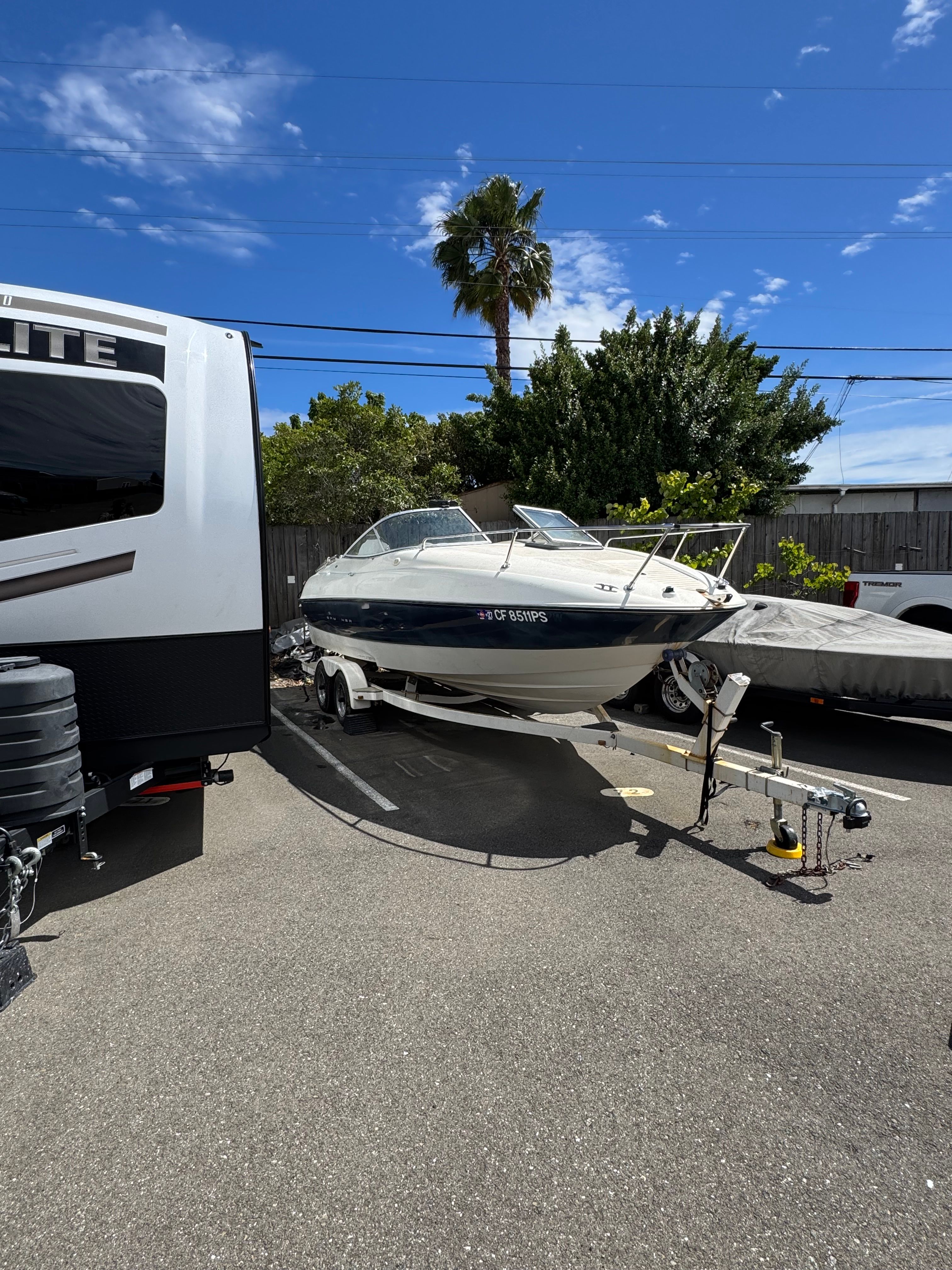 2002 Bayliner 212 Capri