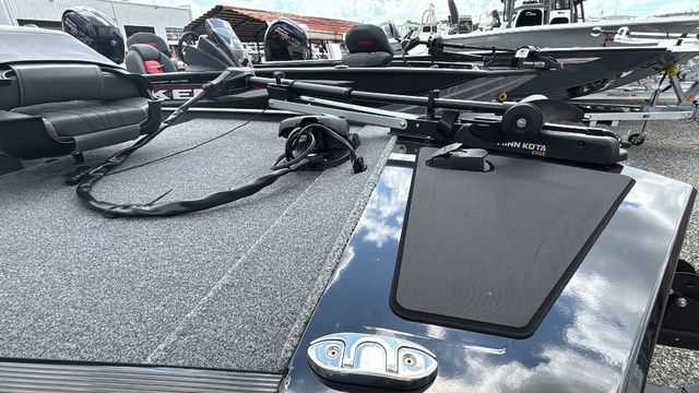 2026 Tracker Bass Tracker Classic XL - 9